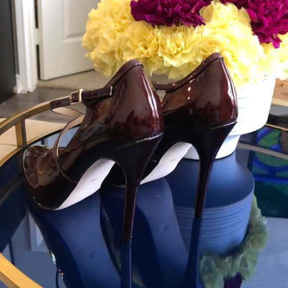 Maiden Lane Helen Crisscross Patent Pumps - Picture 4 of 8